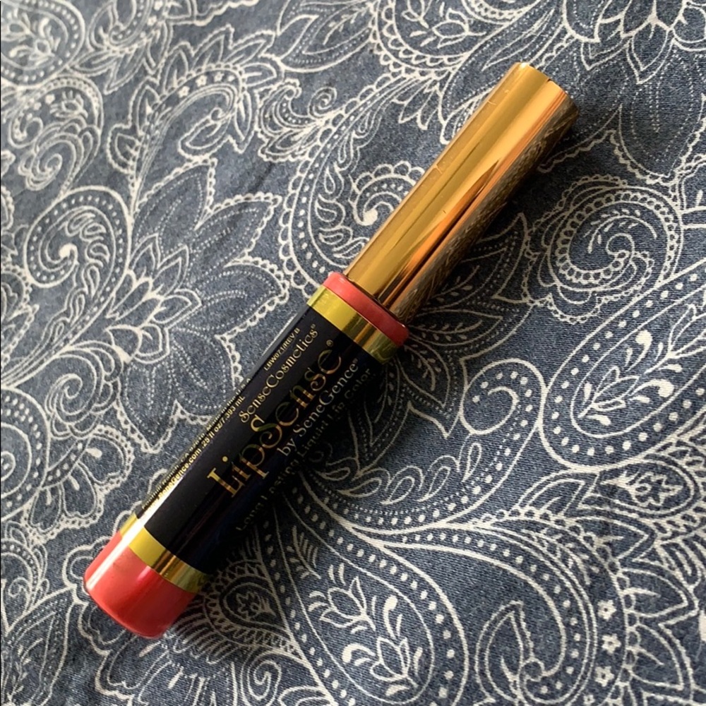 LipSense Fleur De Lisa long wear lip color